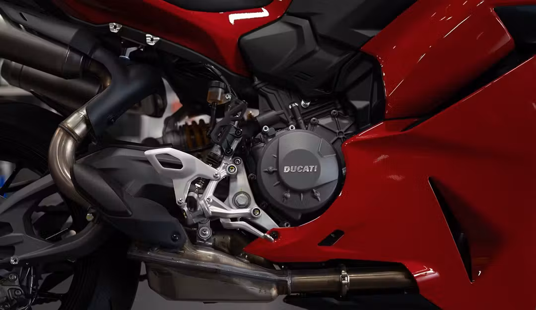 2026 Ducati Panigale V2 S - Image 2