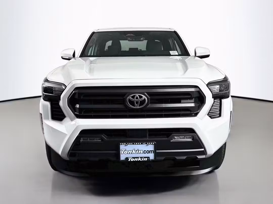 2026 Toyota Tacoma SR5 - Image 2