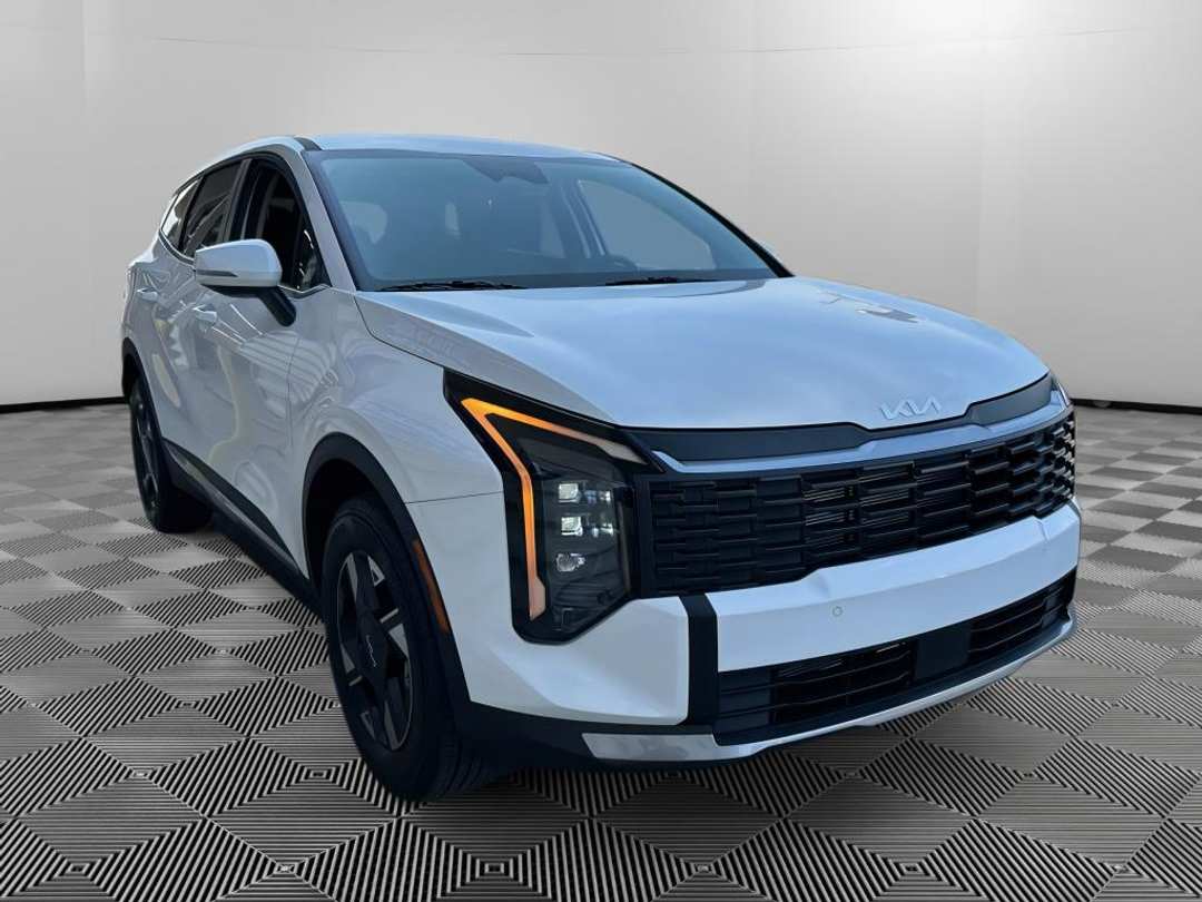2026 Kia Sportage LX - Image 3