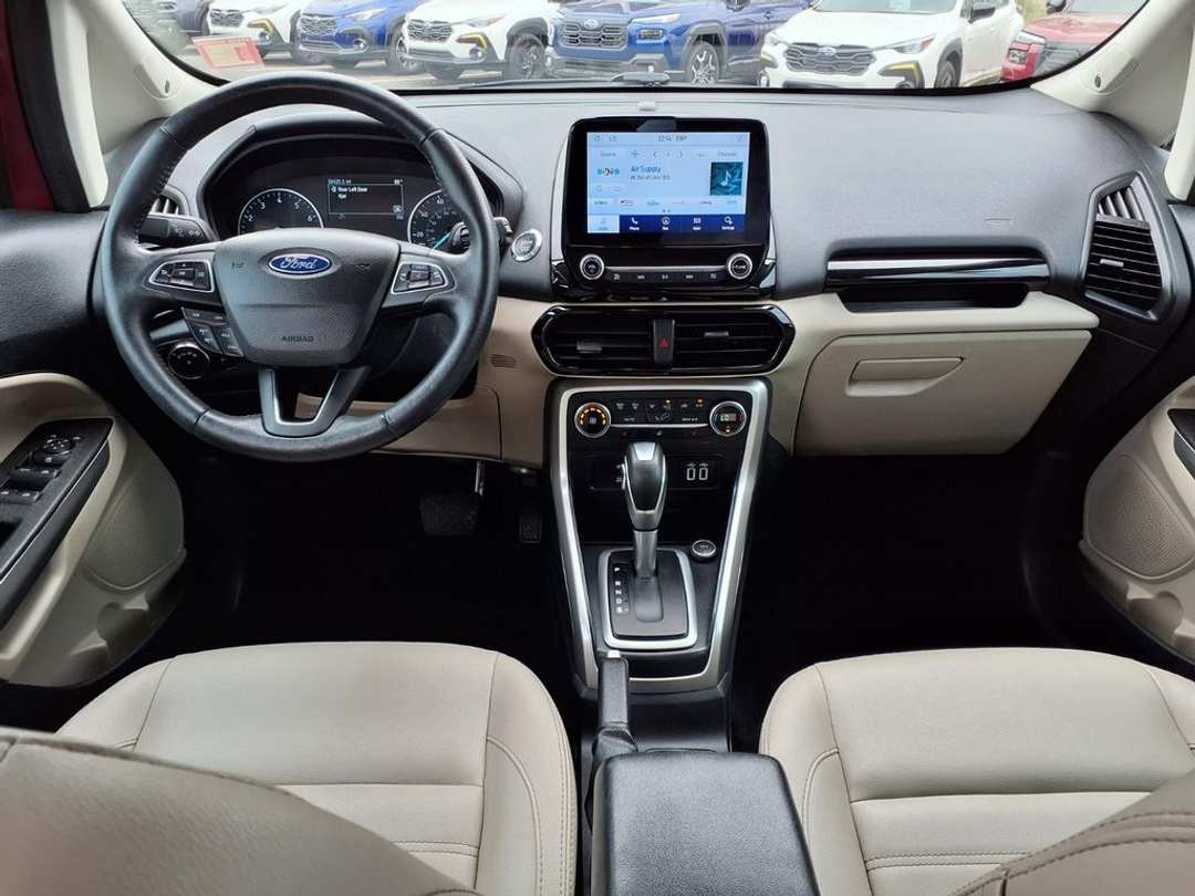 2021 Ford Ecosport Titanium - Image 2