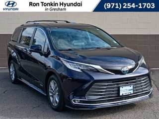 2021 Toyota Sienna Limited