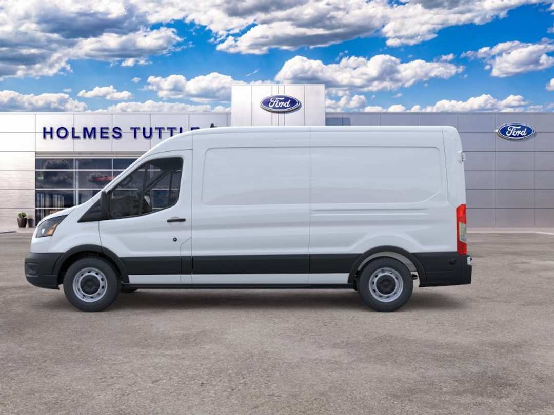 2026 Ford Transit Cargo - Image 3