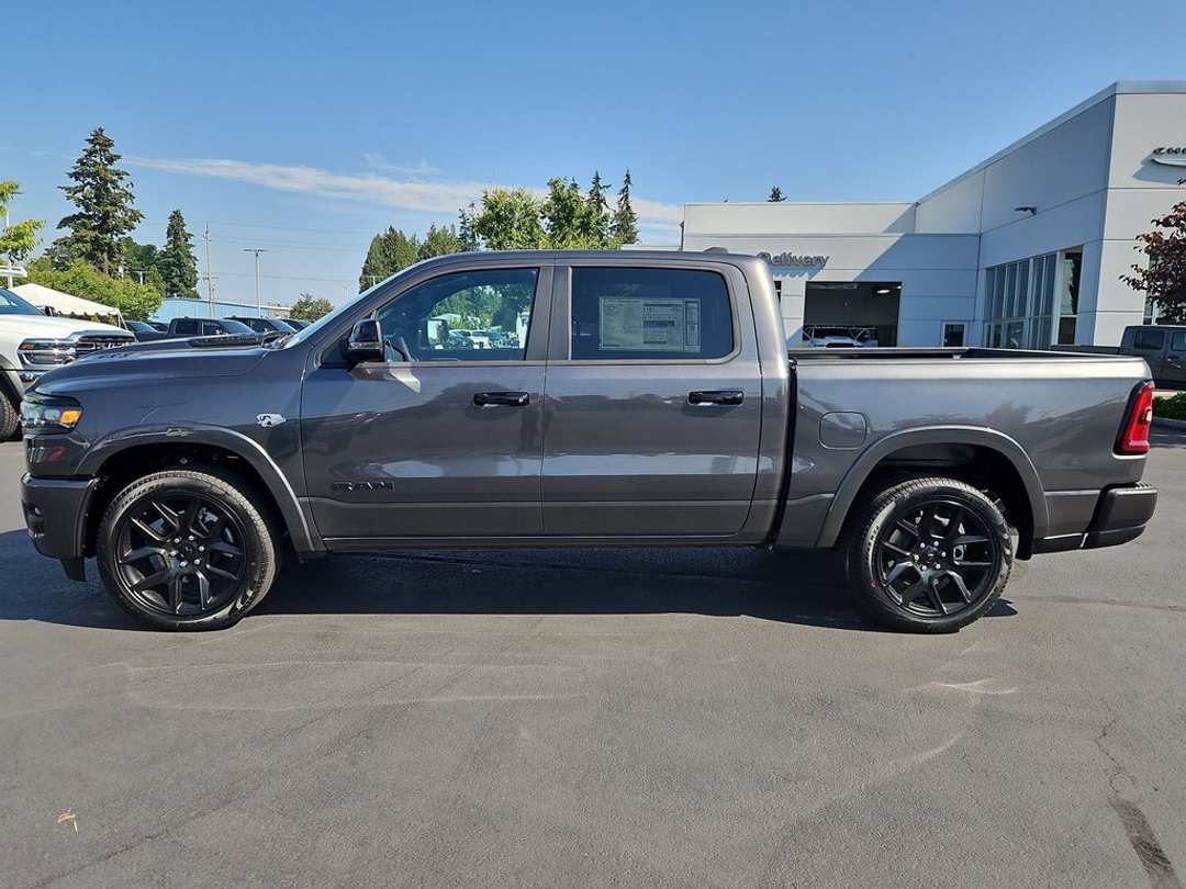 2026 Ram 1500 Laramie - Image 3
