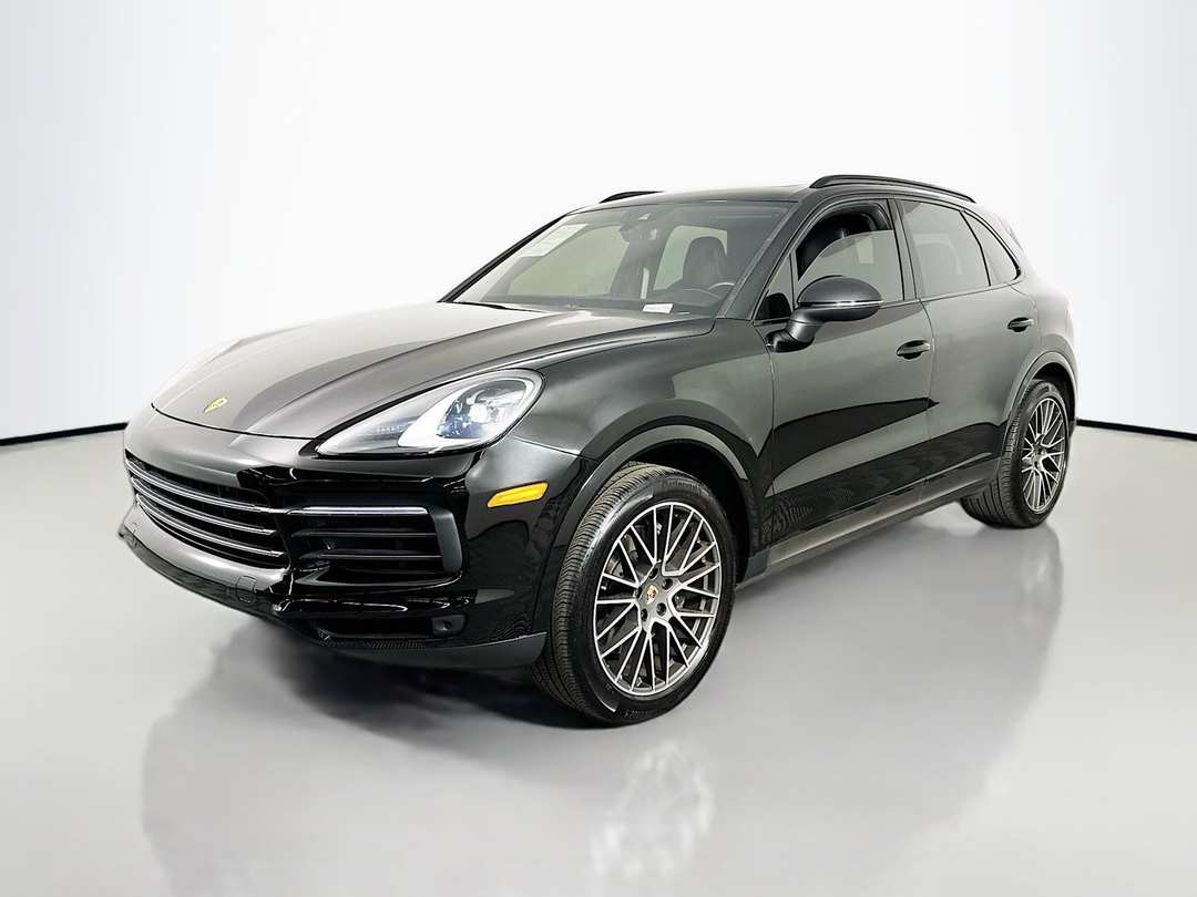 2023 Porsche Cayenne Base - Image 3