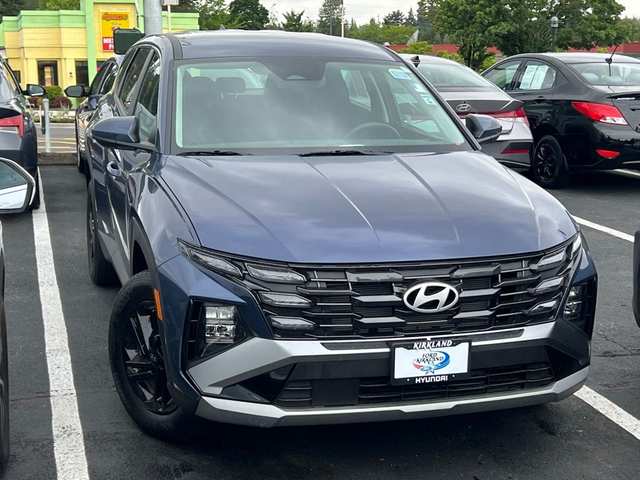 2025 Hyundai Tucson SE