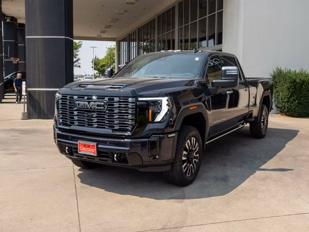 2026 GMC Sierra 3500Hd Denali Ultimate - Image 3