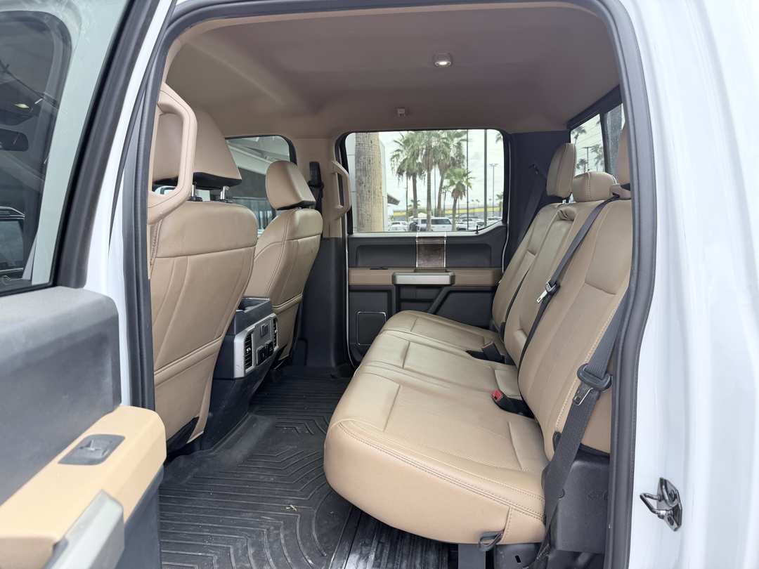 2022 Ford Super Duty F-250 Srw LARIAT - Image 3