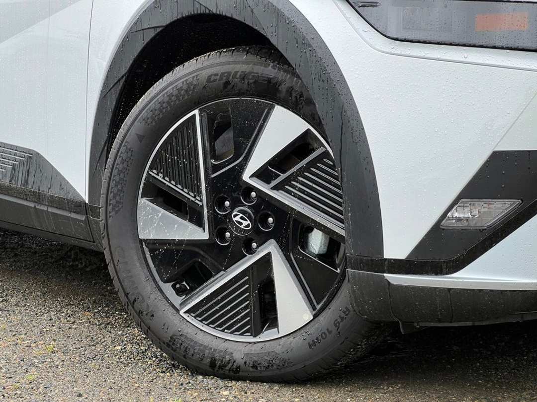 2026 Hyundai Ioniq 5 SEL - Image 2