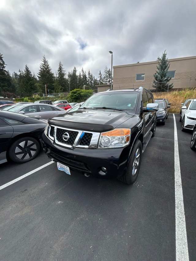 2013 Nissan Armada SV