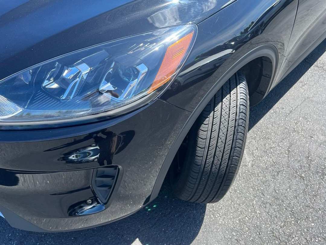2022 Ford Escape S - Image 3