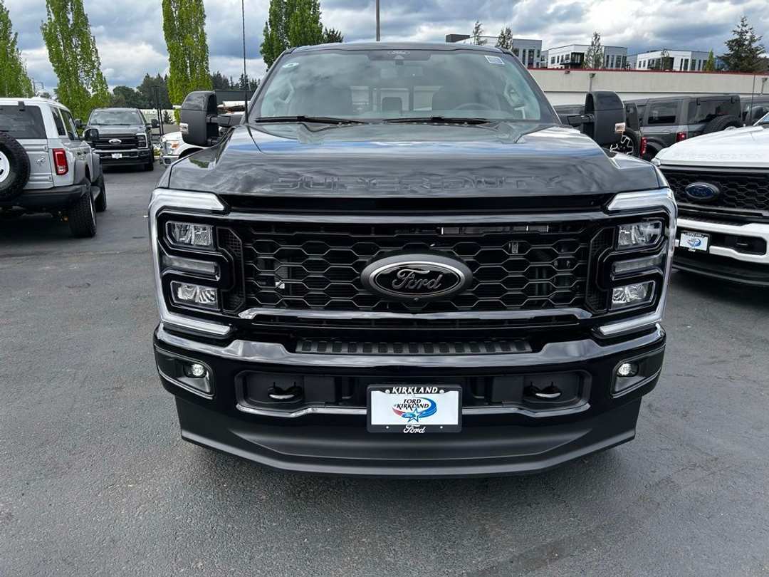 2026 Ford F-350Sd - Image 3