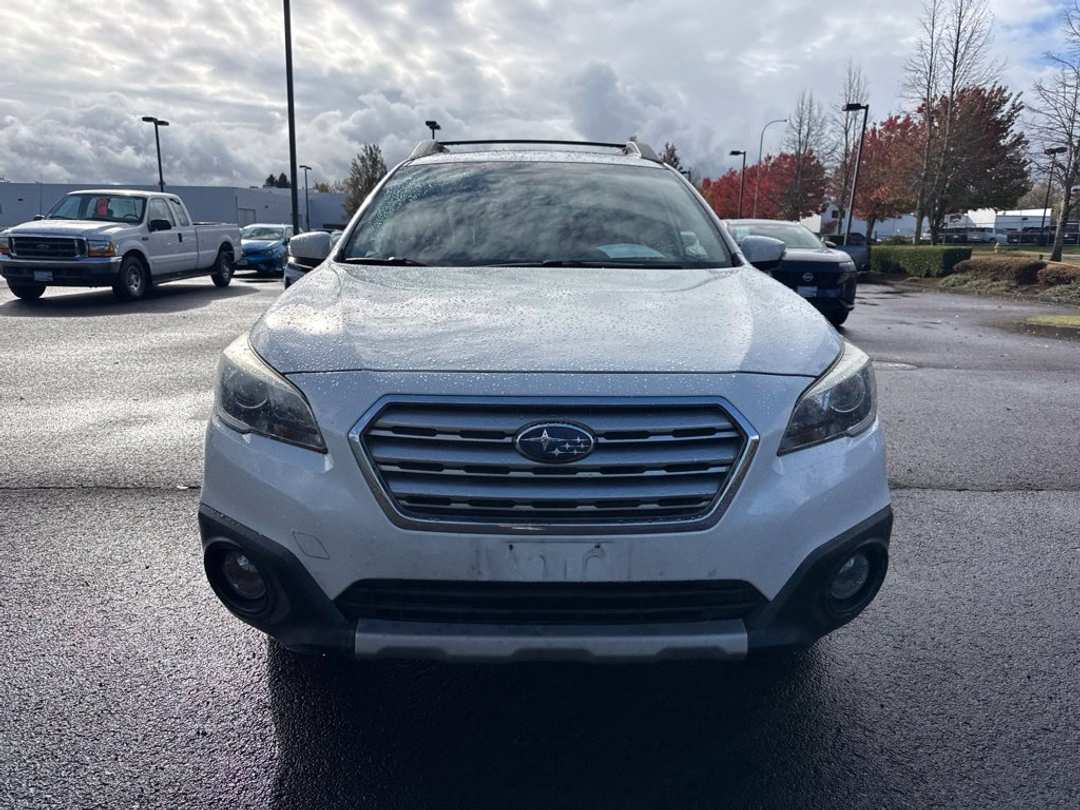 2016 Subaru Outback 2.5i - Image 2