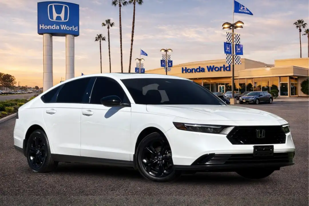 2025 Honda Accord SE - Image 2