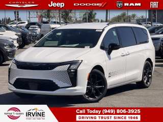 2027 Chrysler Pacifica Select