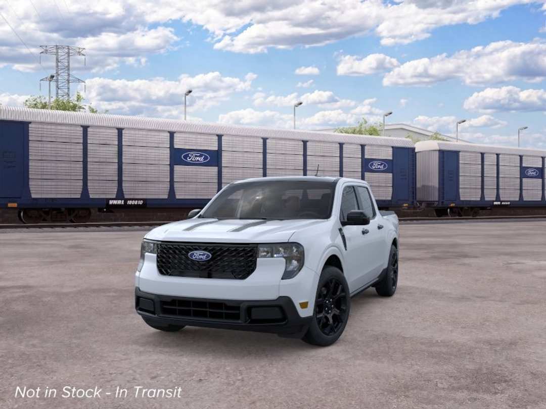 2026 Ford Maverick XLT - Image 2