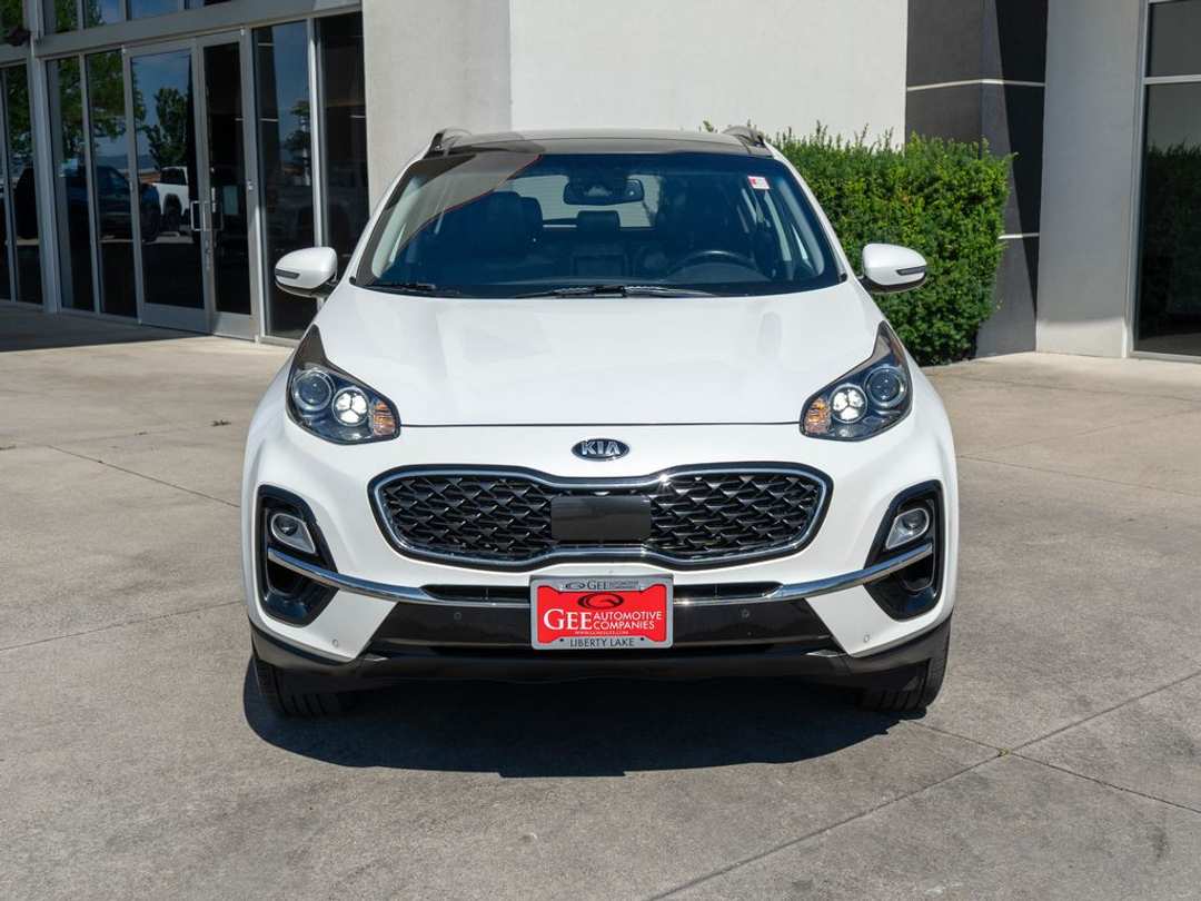 2020 Kia Sportage EX - Image 2