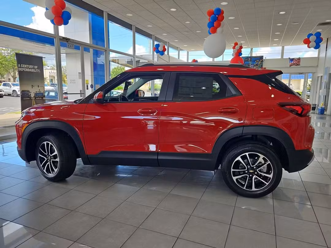 2026 Chevrolet Trailblazer LT - Image 3
