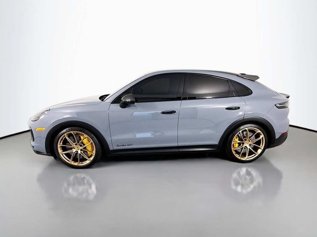 2022 Porsche Cayenne Turbo GT - Image 2