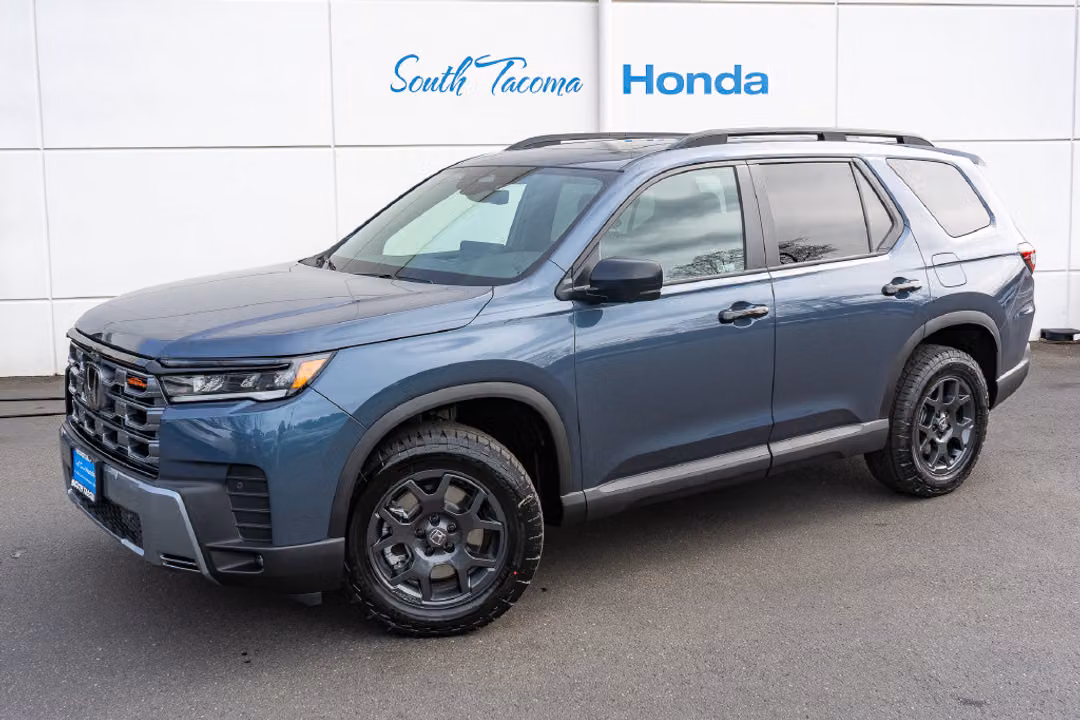 2026 Honda Pilot TrailSport w/Tow Package - Image 2