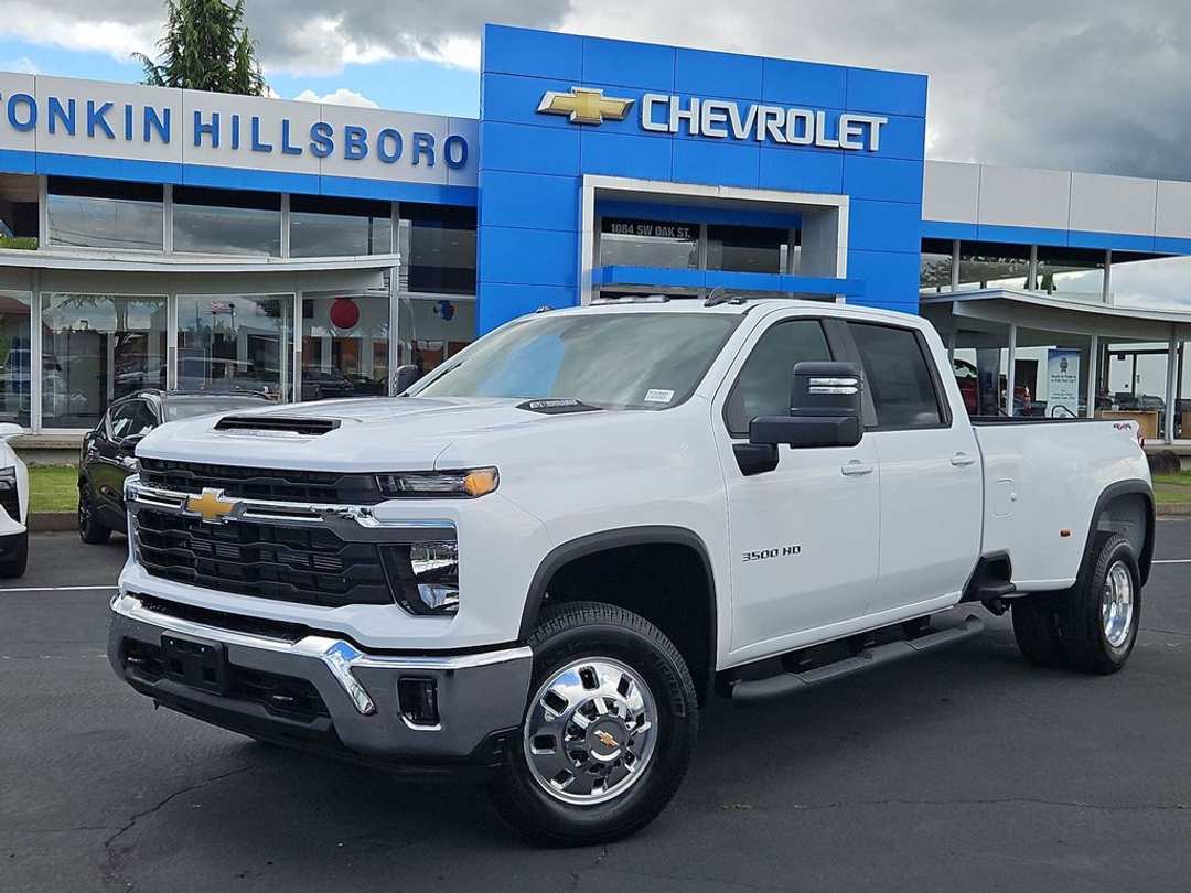 2026 Chevrolet Silverado 3500Hd LT - Image 2