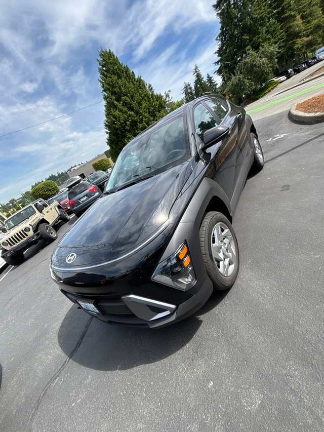 2025 Hyundai Kona SE