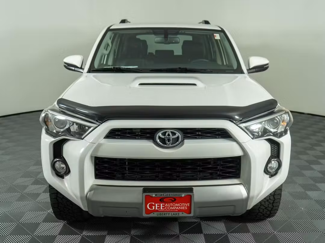 2018 Toyota 4Runner TRD OffRoad Premium - Image 2