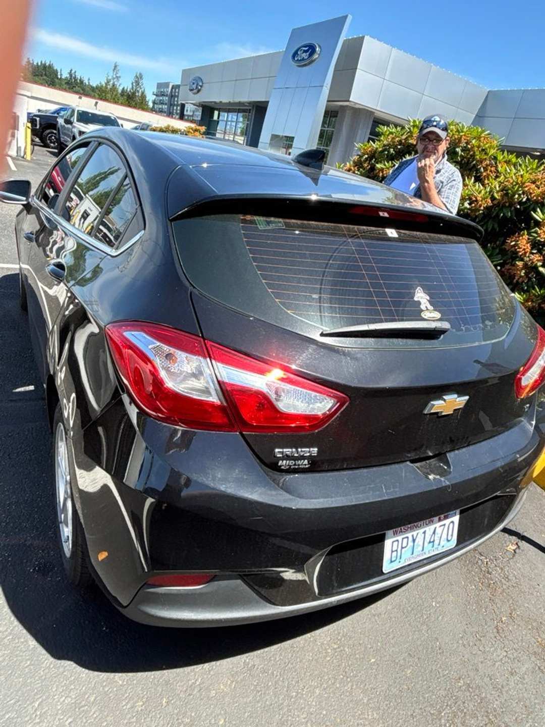 2018 Chevrolet Cruze LT - Image 3