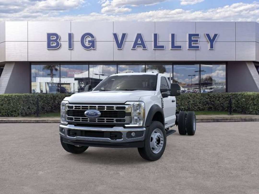 2026 Ford F-600Sd XL - Image 2