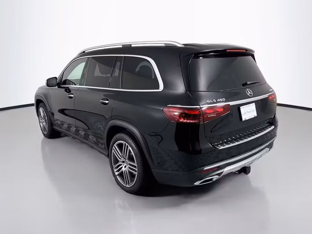 2025 Mercedes-Benz GLS 450 - Image 3