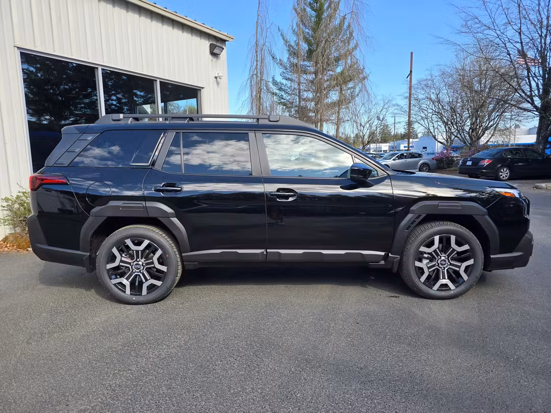 2026 Subaru Outback Touring XT - Image 3