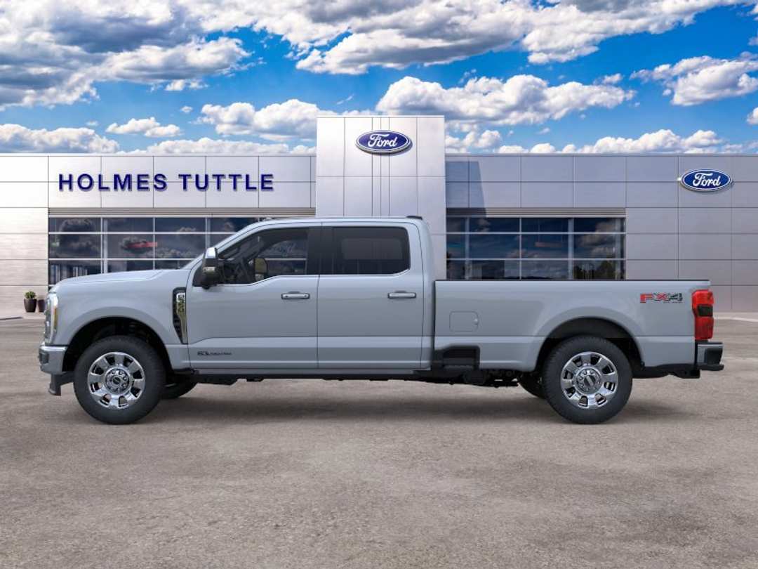 2026 Ford Super Duty F-350 Srw LARIAT - Image 3