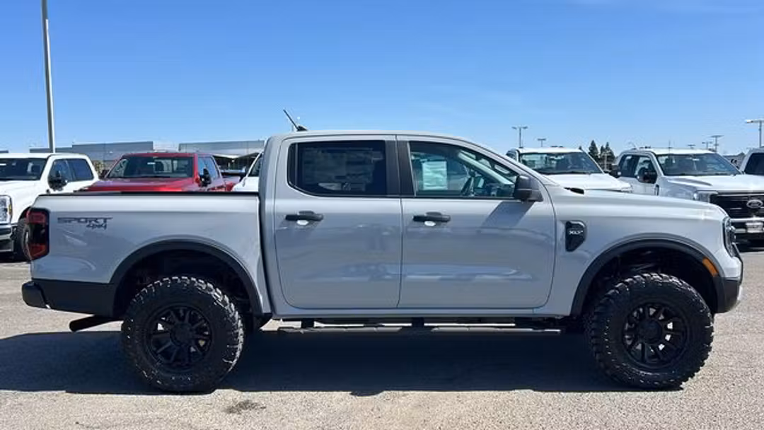 2026 Ford Ranger XLT - Image 2
