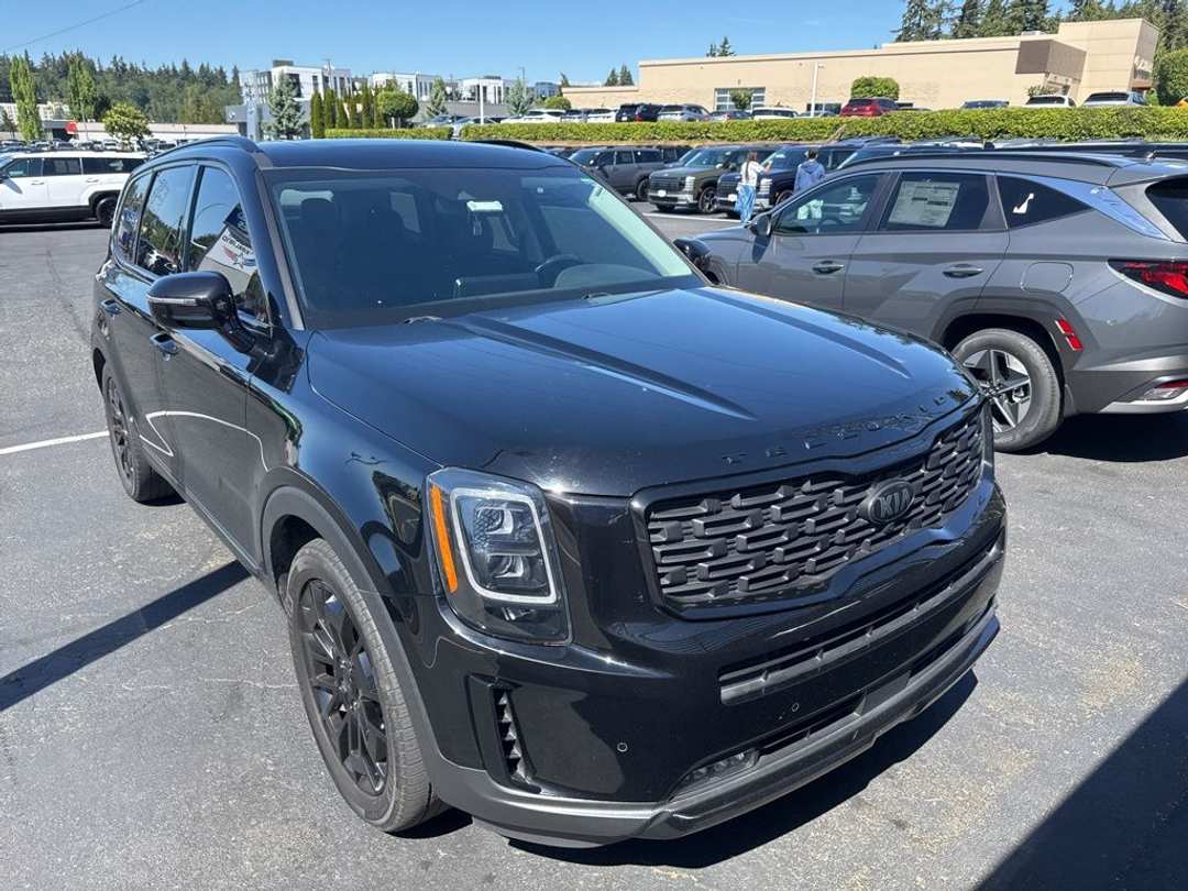 2021 Kia Telluride SX - Image 2