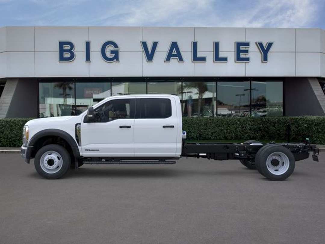 2026 Ford F-550Sd XL - Image 3