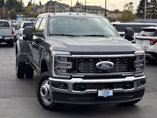 2027 Ford F-350Sd Lariat