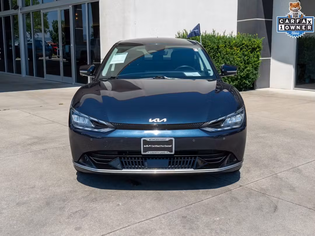 2023 Kia Ev6 Wind - Image 2