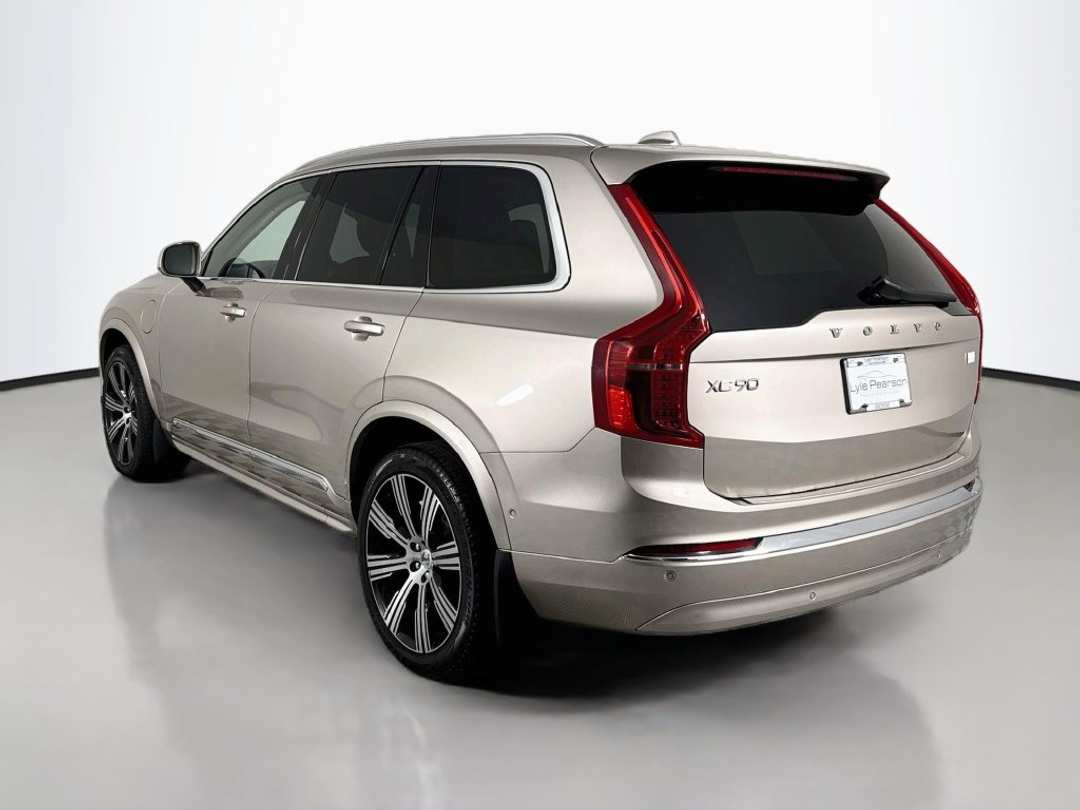 2024 Volvo Xc90 Recharge Plug-In Hybrid Ultimate - Image 3