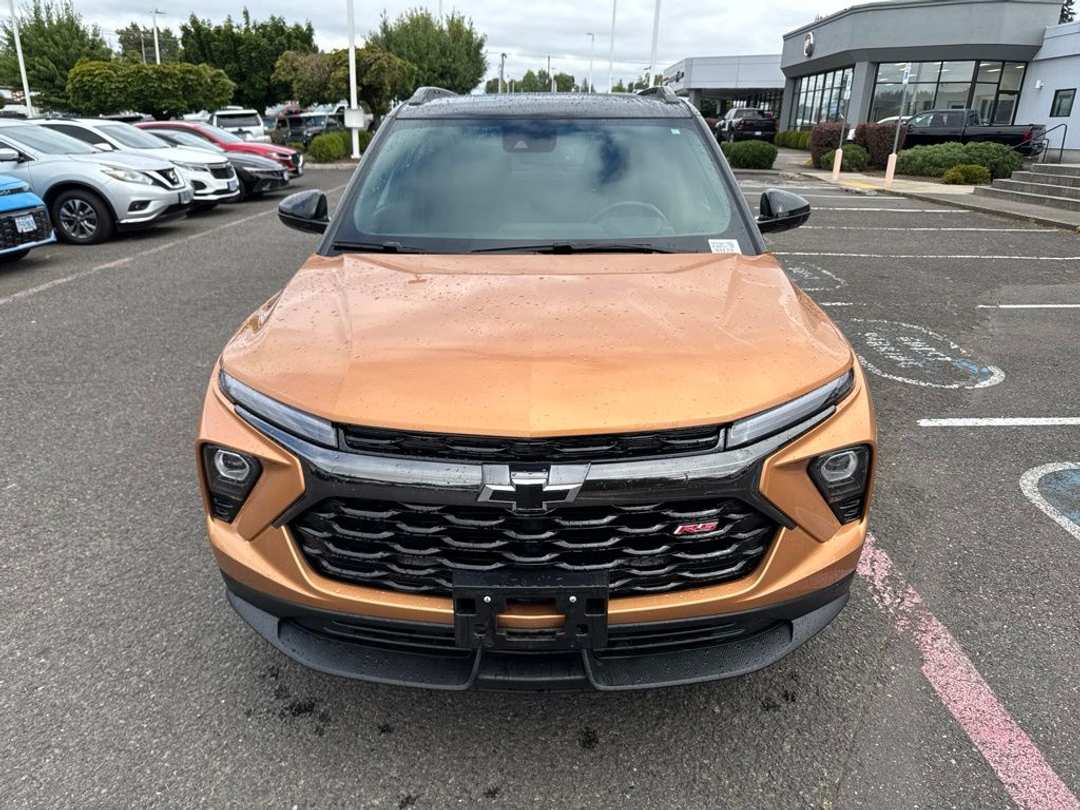 2024 Chevrolet Trailblazer RS - Image 2