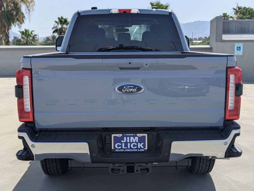 2026 Ford Super Duty F-250 Srw - Image 3