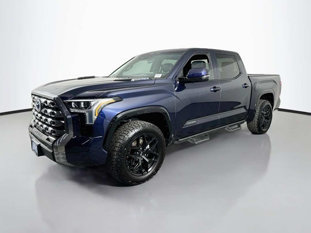 2024 Toyota Tundra Hybrid Platinum - Image 3