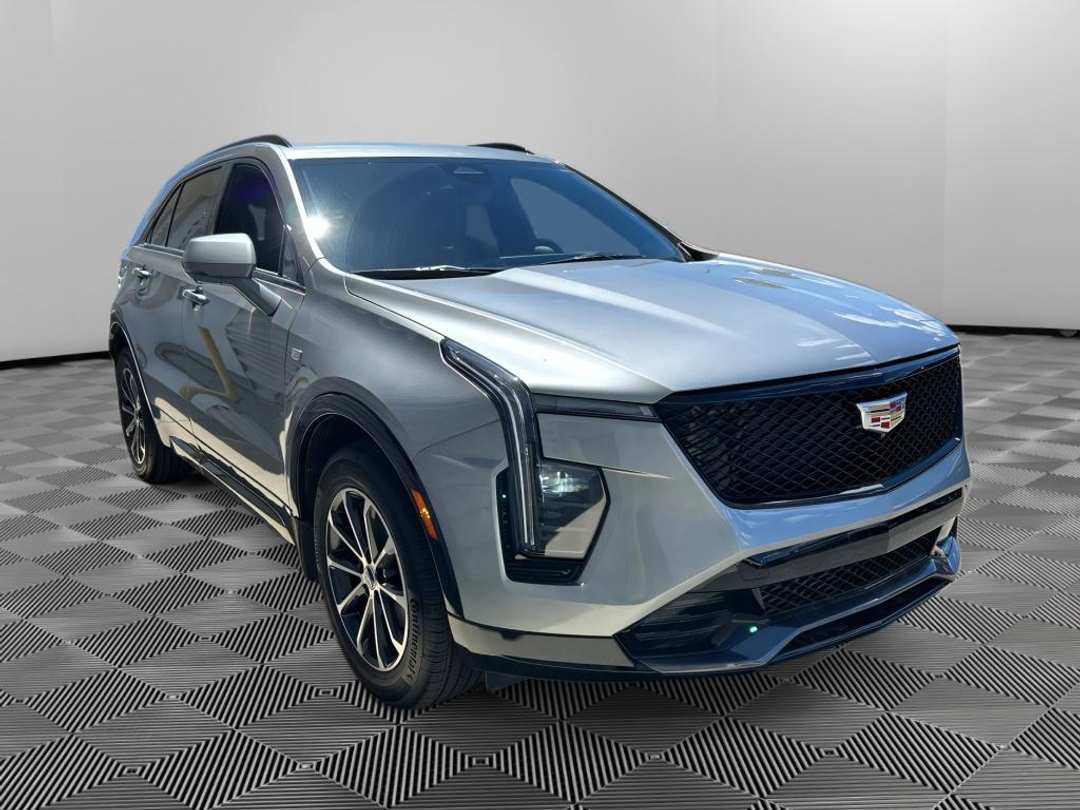 2024 Cadillac Xt4 Sport - Image 3