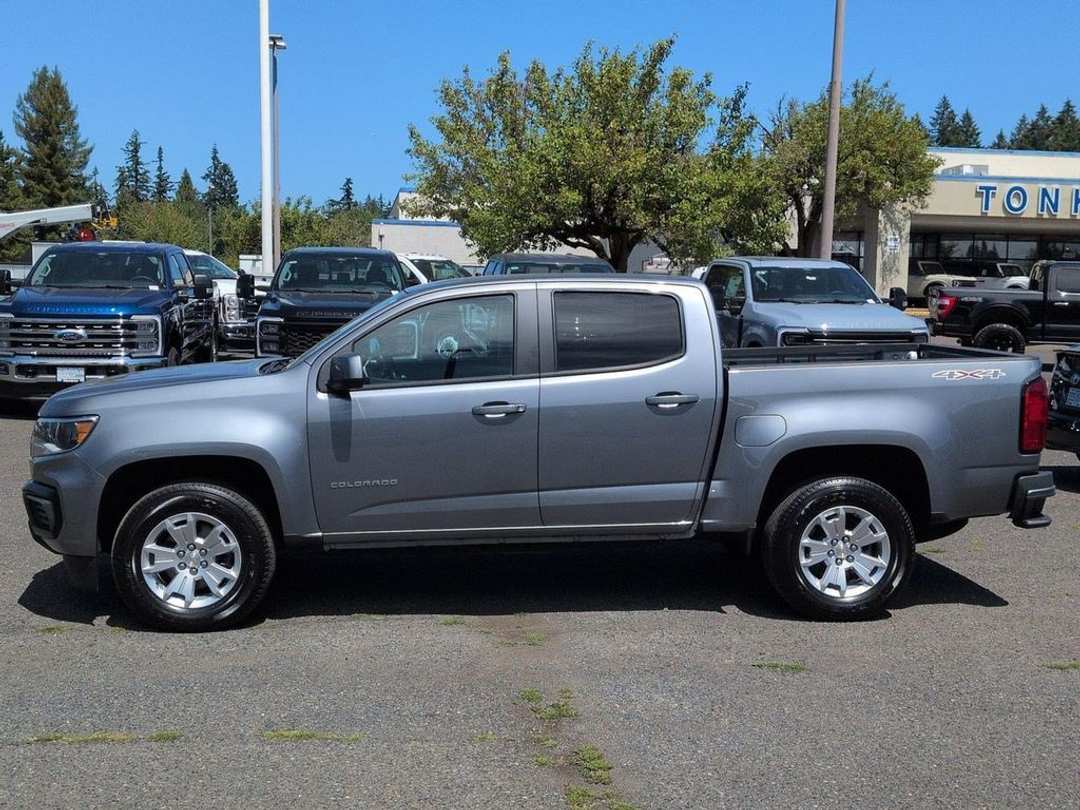 2022 Chevrolet Colorado LT - Image 2