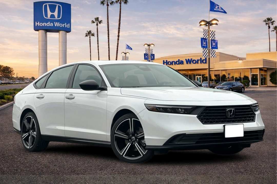 2026 Honda Accord Hybrid Sport - Image 2