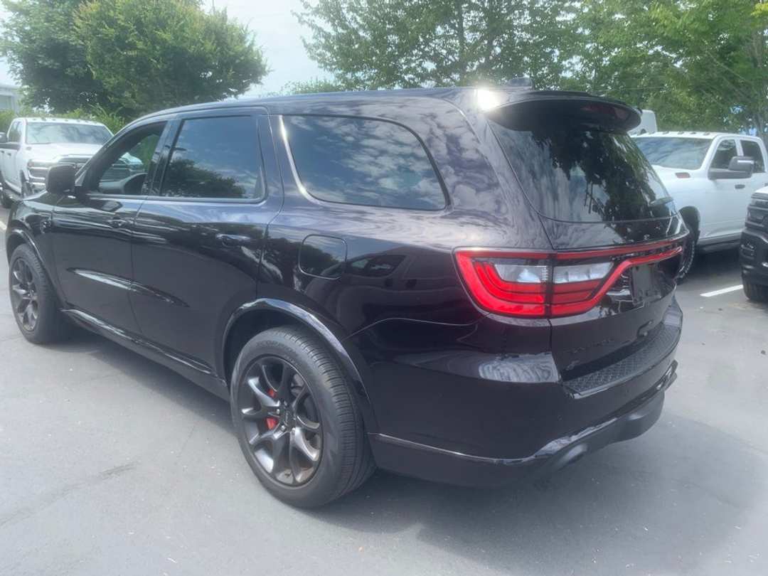 2023 Dodge Durango SRT Hellcat - Image 2