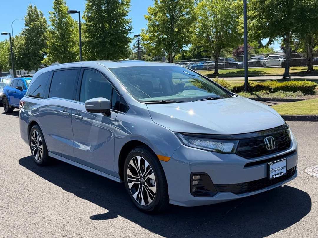 2026 Honda Odyssey Elite - Image 2