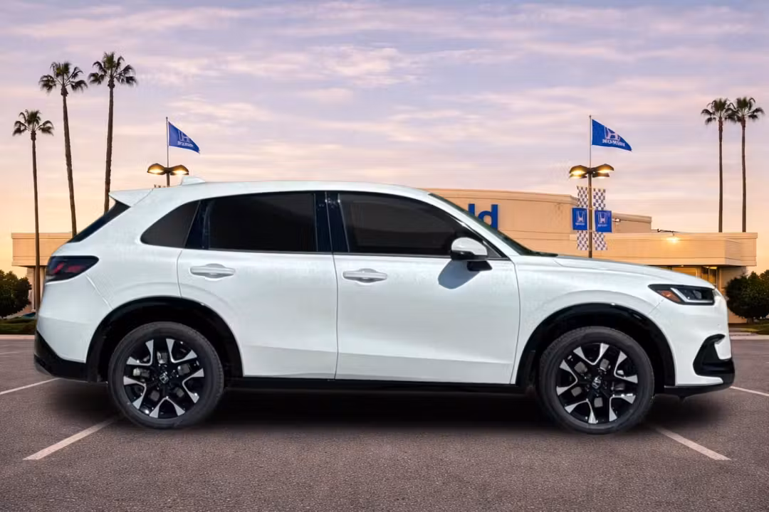 2027 Honda HR-V EXL - Image 3