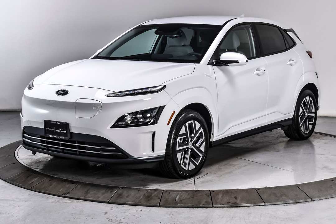 2023 Hyundai Kona SE - Image 2