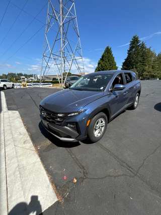 2025 Hyundai Tucson SE