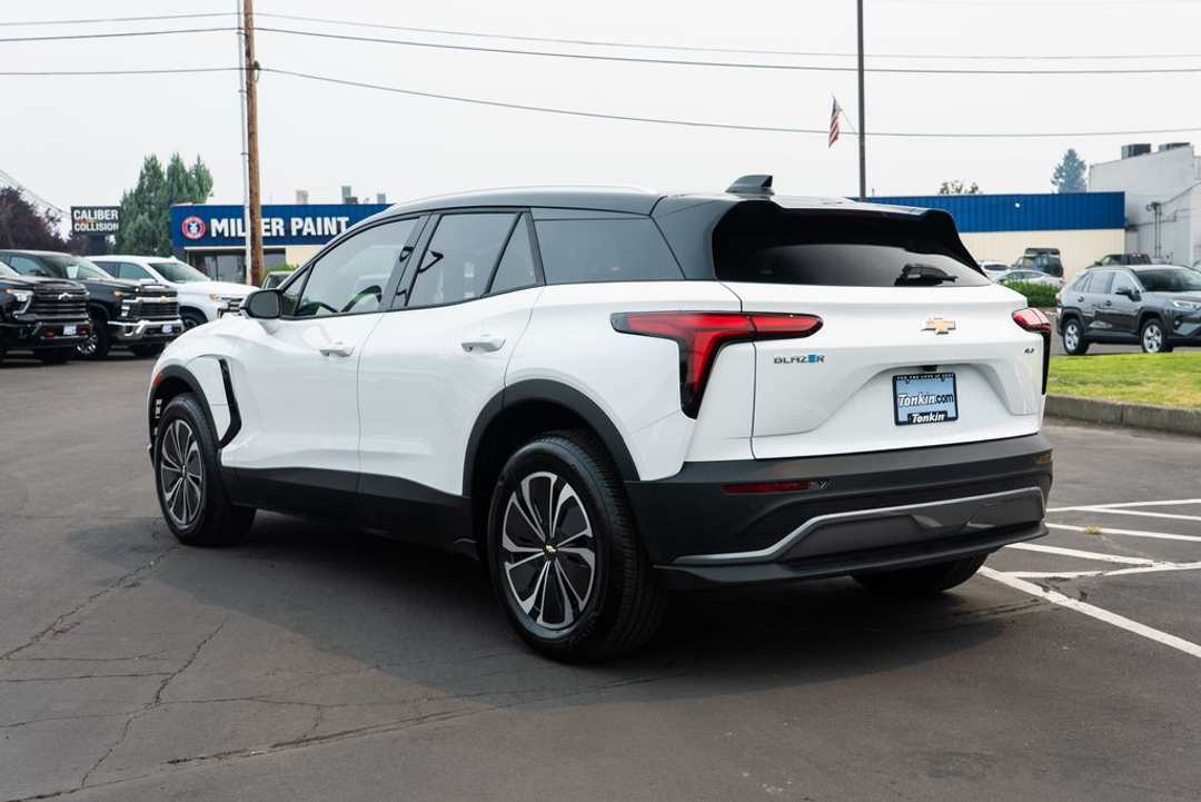 2025 Chevrolet Blazer Ev LT - Image 3