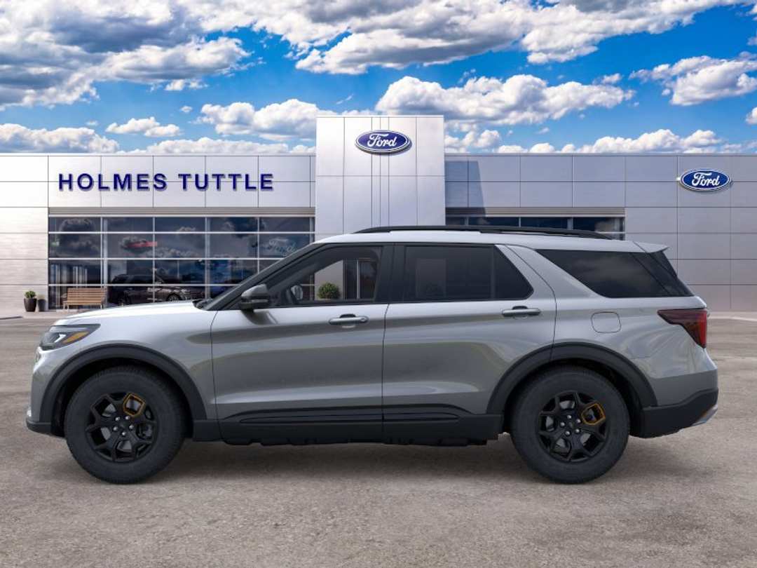 2026 Ford Explorer Tremor - Image 3